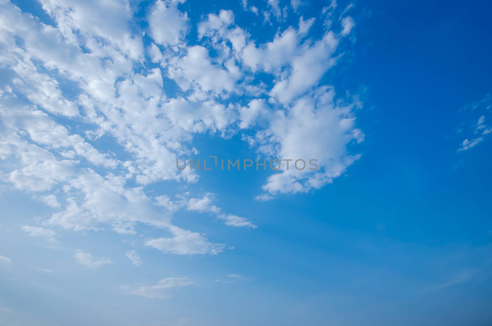 Clouds in the sky by photobyphotoboy