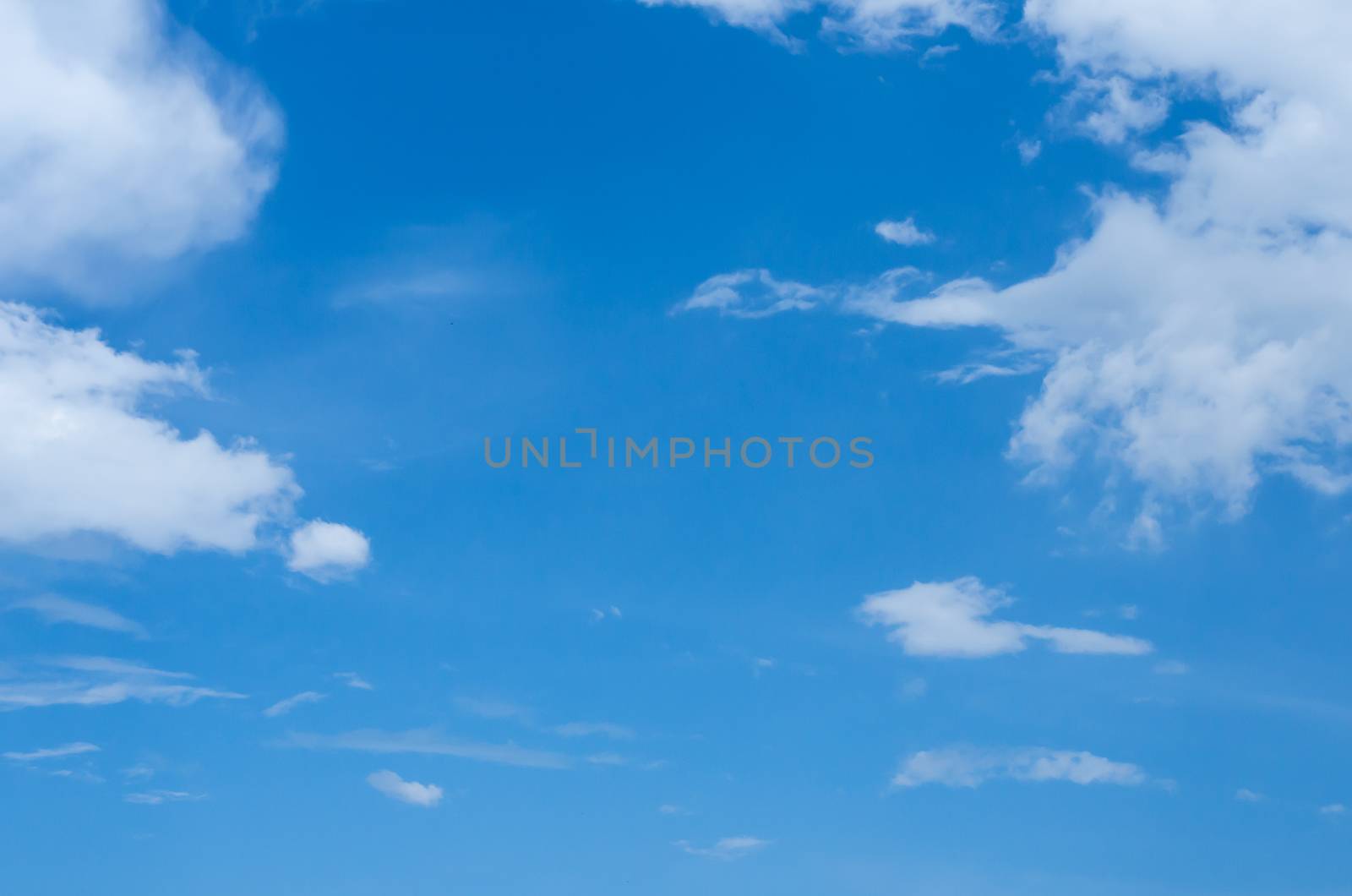 clouds in the blue sky by photobyphotoboy