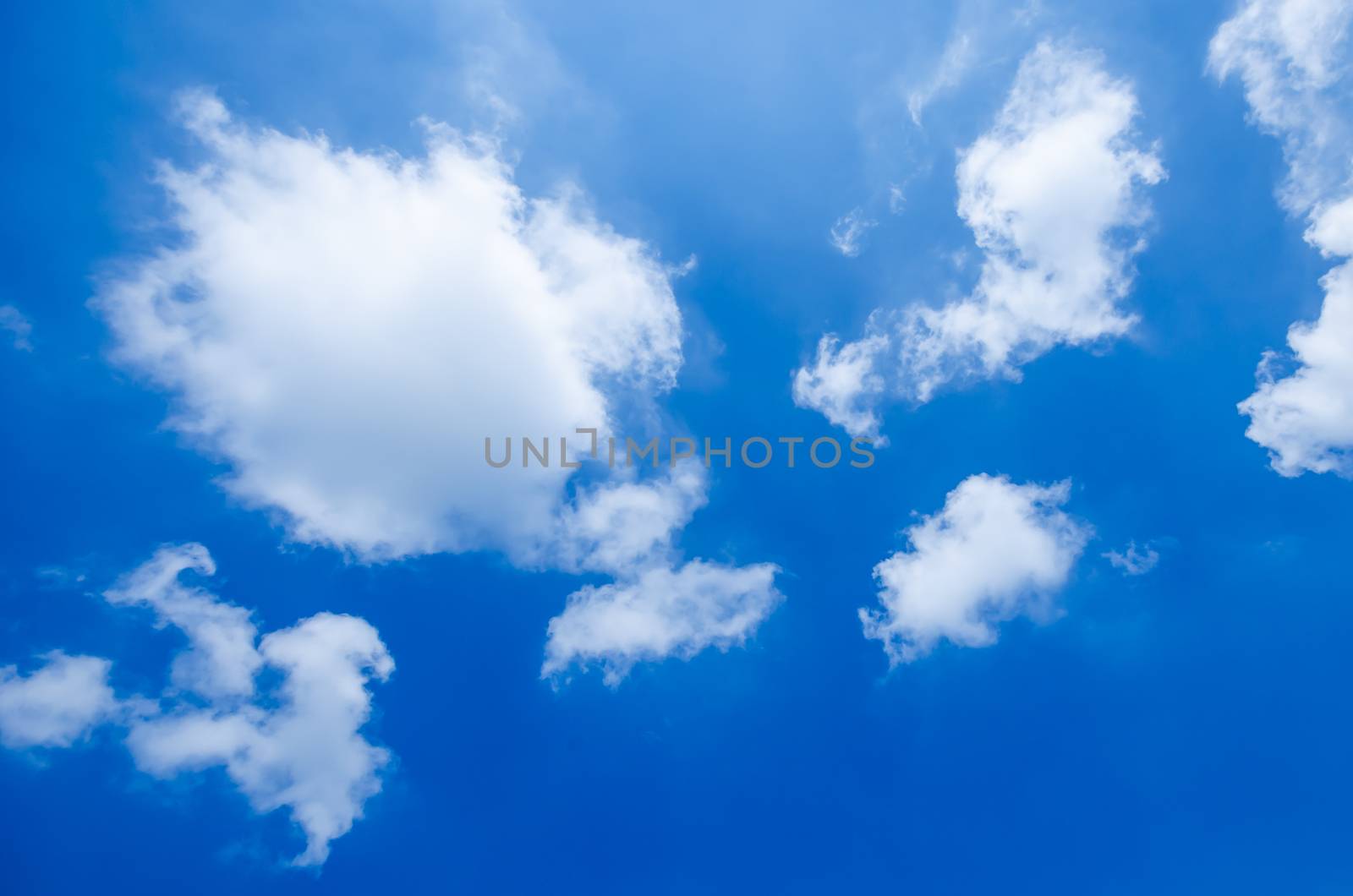 clouds in the blue sky by photobyphotoboy