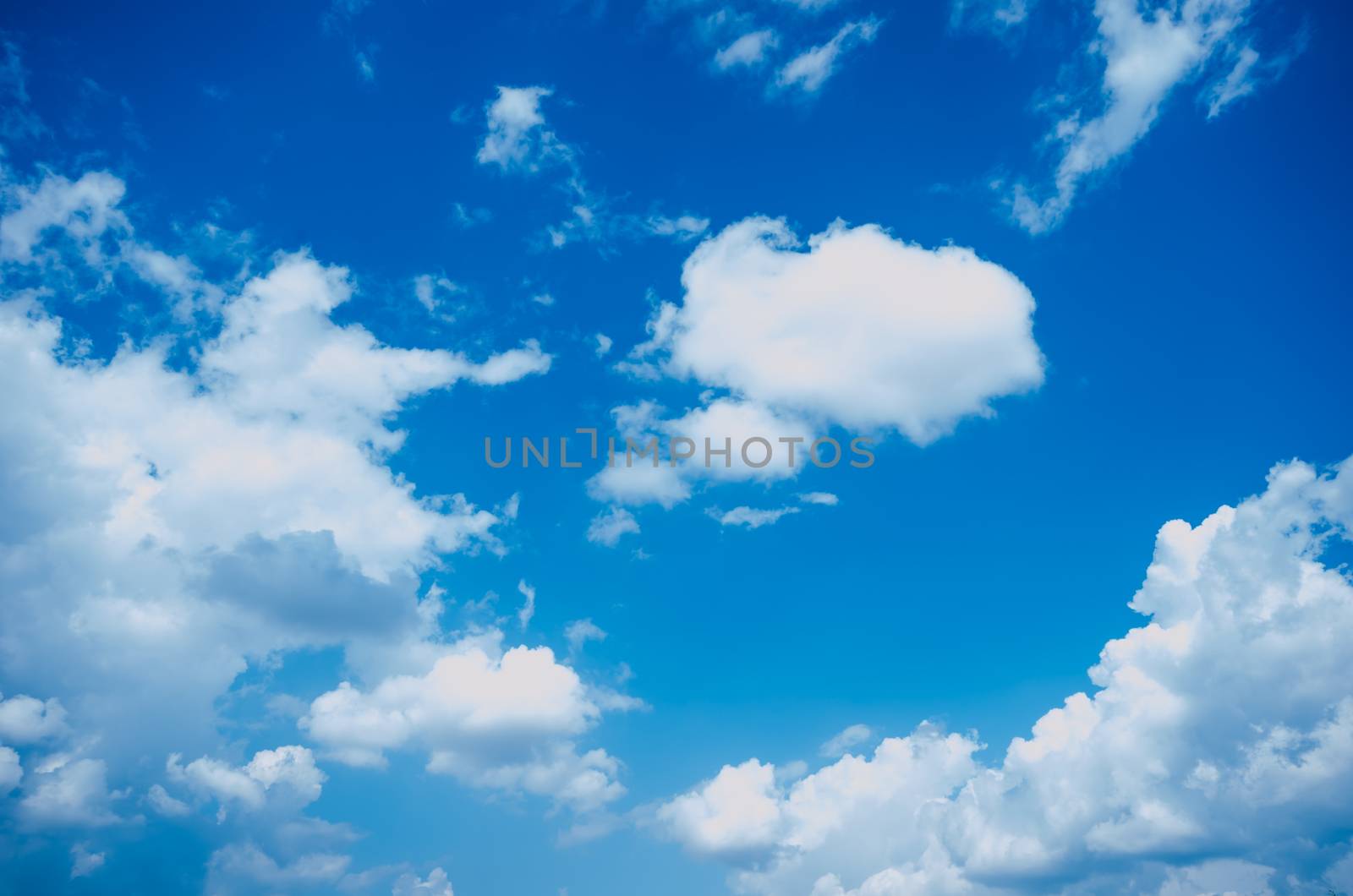 clouds in the blue sky by photobyphotoboy