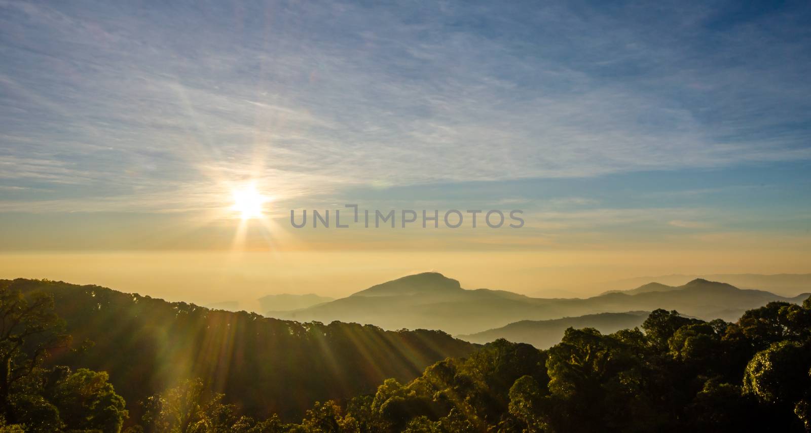 Morning sun by photobyphotoboy