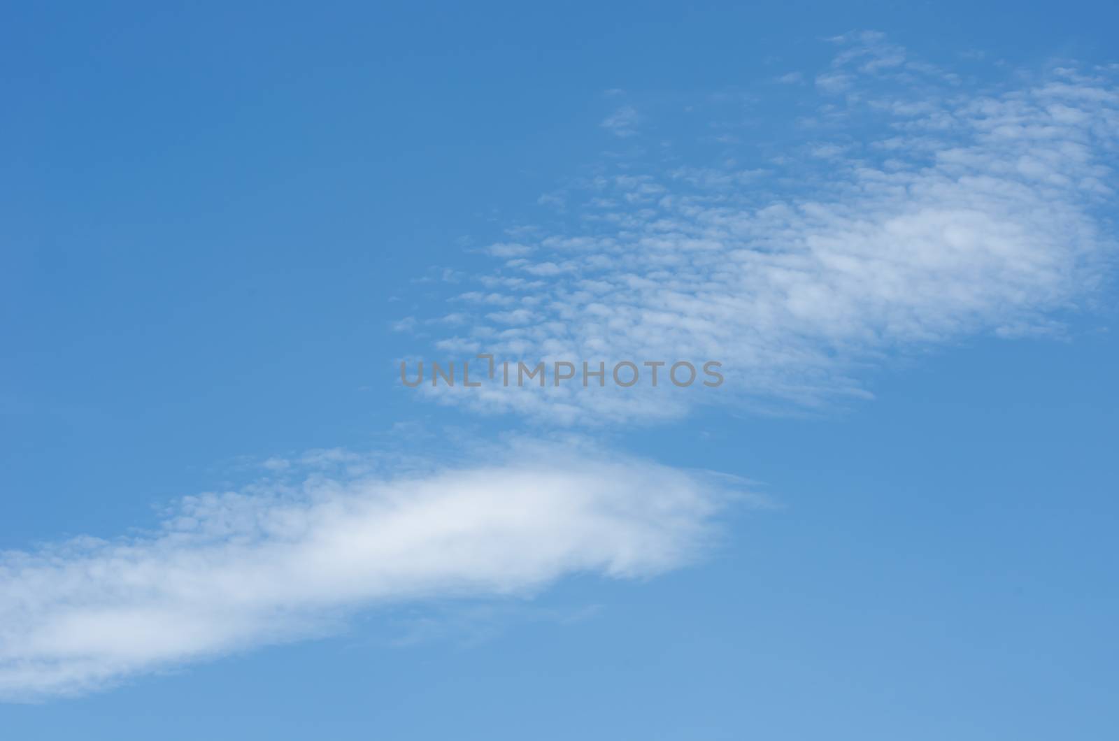 clouds in the blue sky