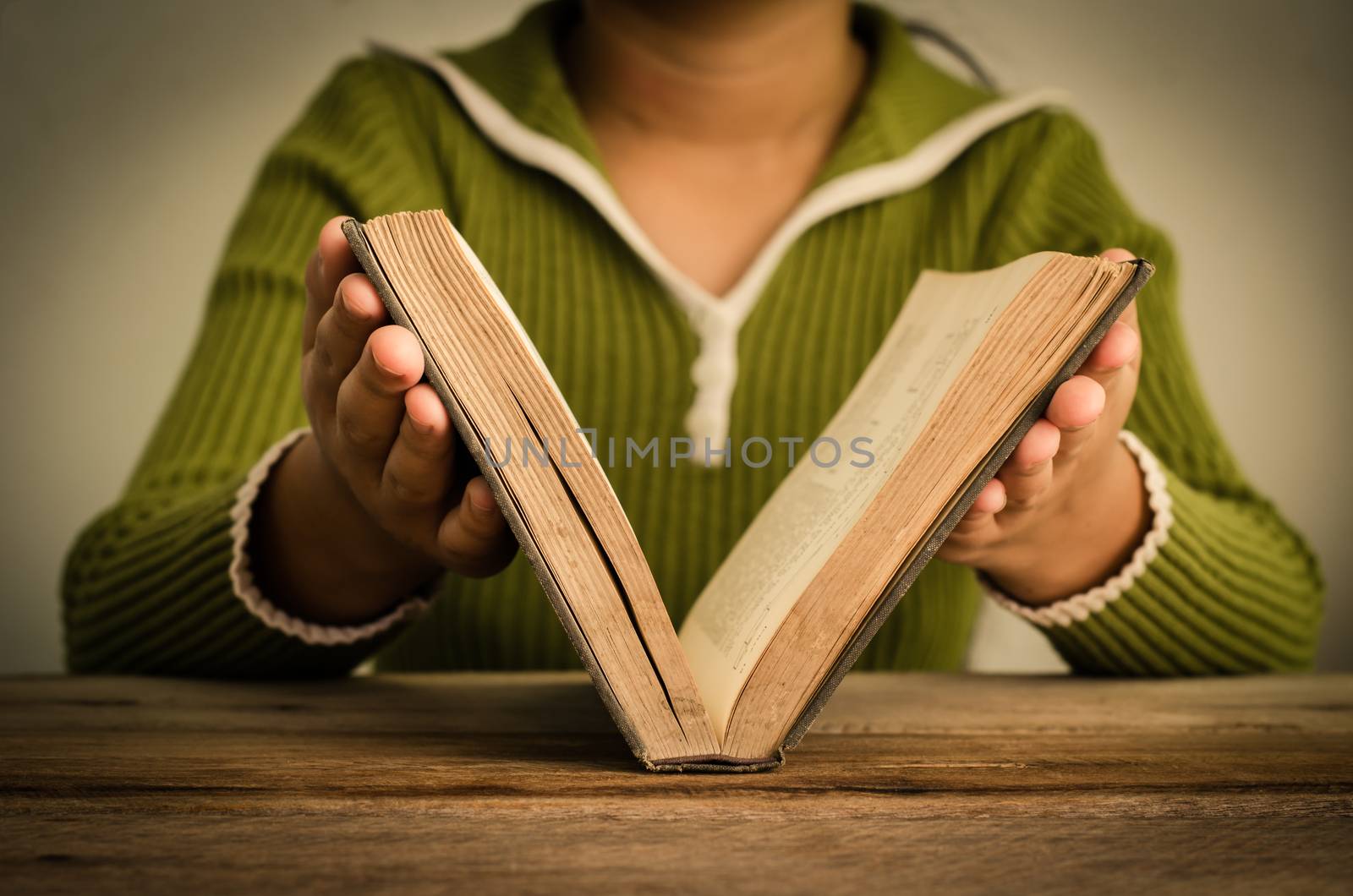 Girls are closing the books Vintage background