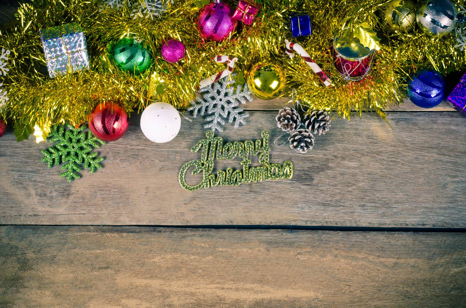 Christmas Border on wood - tone vintage