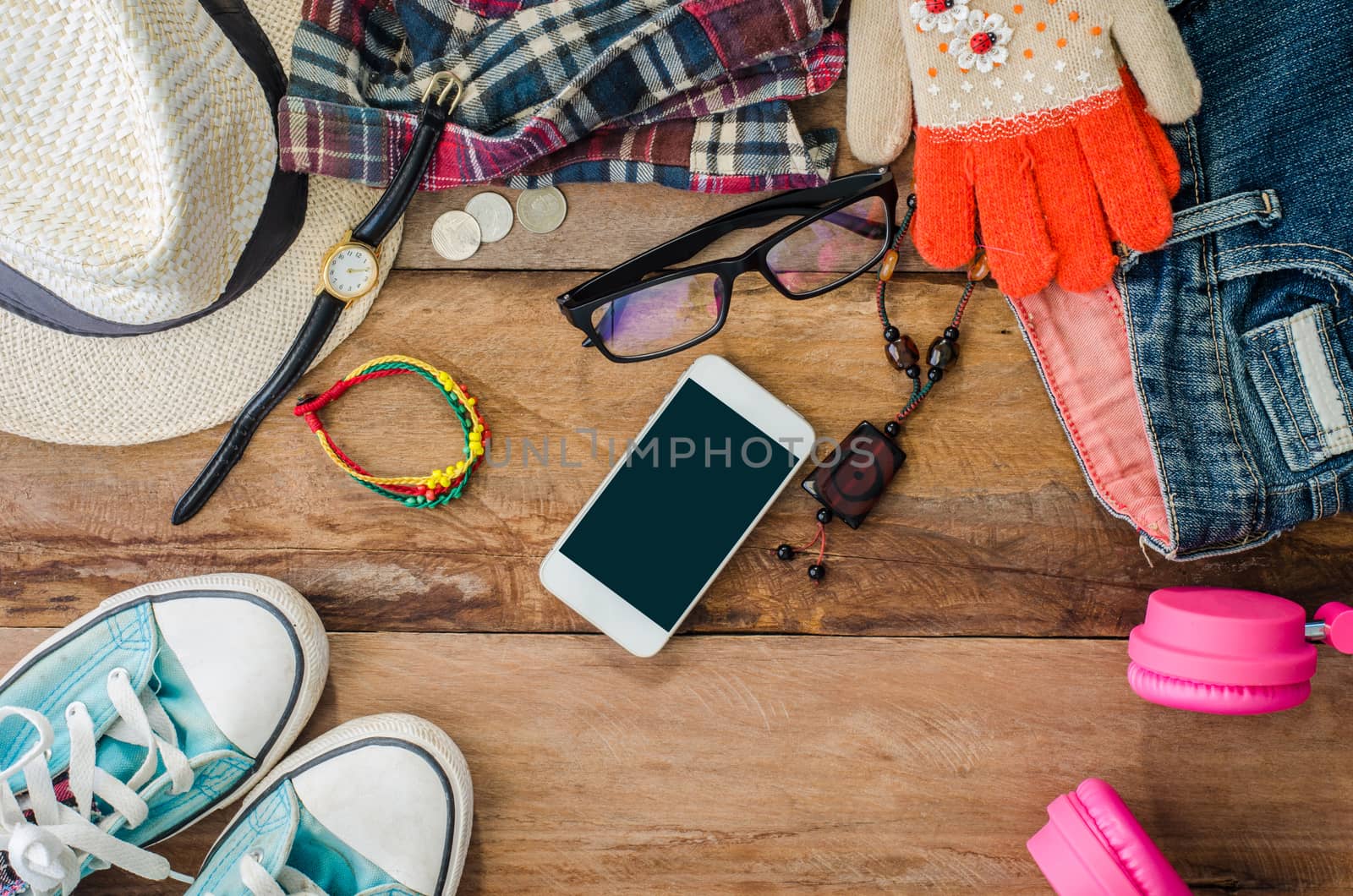 Travel accessories, clothes Wallet, glasses, phone headset, shoes hat,watch, Ready for travel.