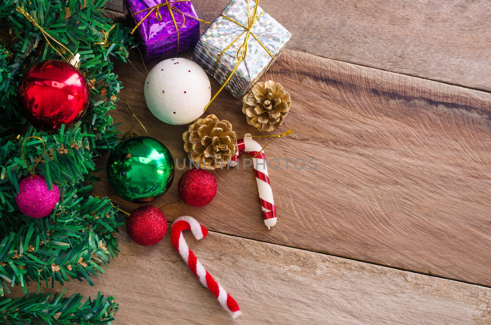 Christmas Border on wood - tone vintage