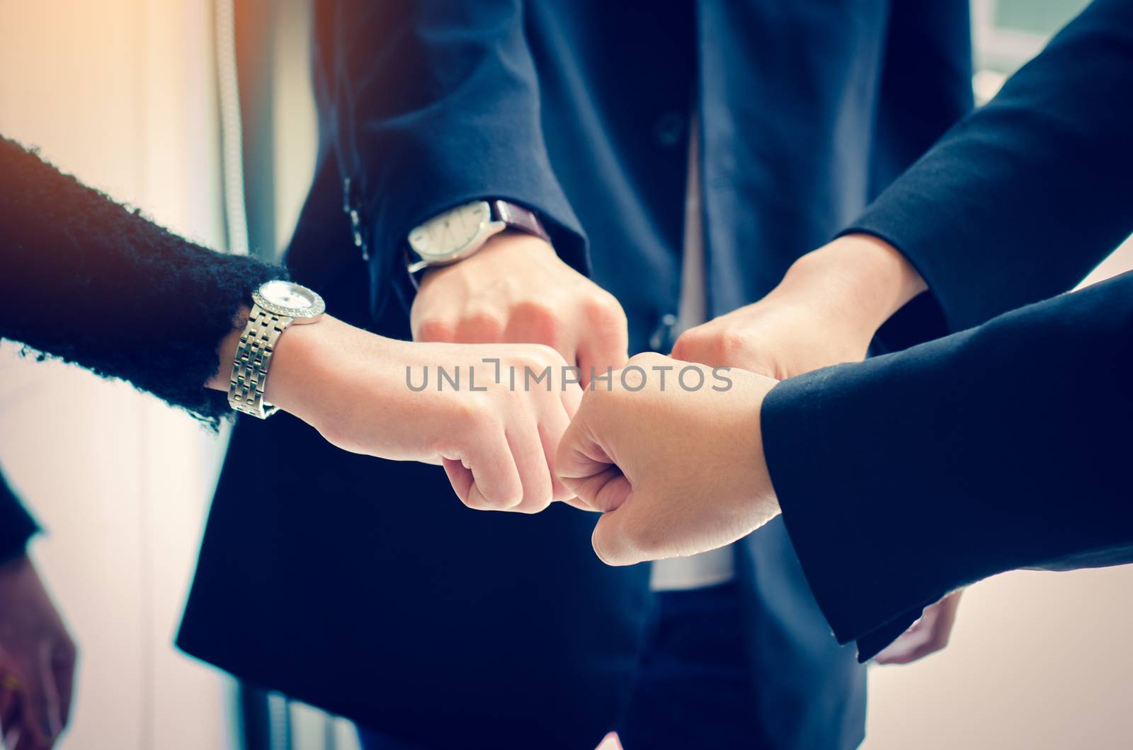 Encourage unity in the team who are about to start the assignment.The team collaborated and support together concept for work 