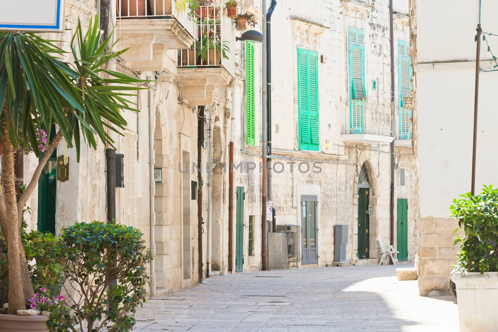 Molfetta, Apulia - Calming atmosphere in the old town of Molfett by tagstiles.com