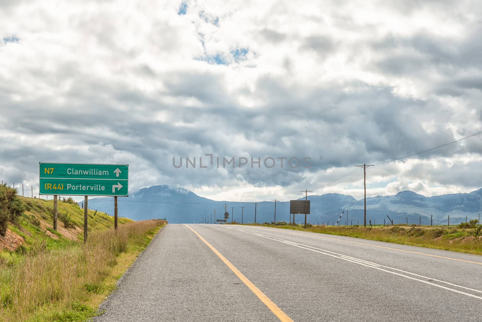 A directional sign on road N7 between Piketberg and Citrusdal in the Western Cape Province