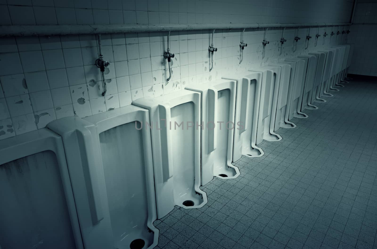 Public toilets for men by esebene