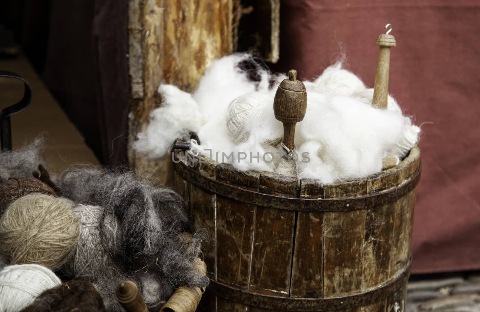 Tools for making wool by esebene