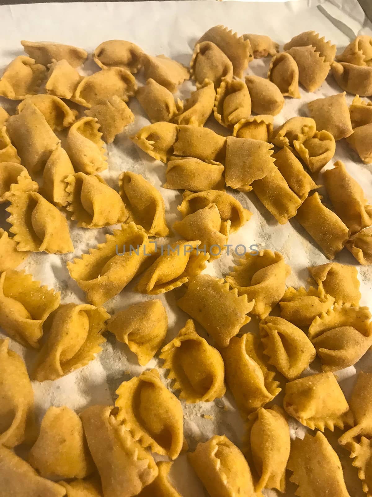 Typical pasta of the Langhe: agnolotti by cosca