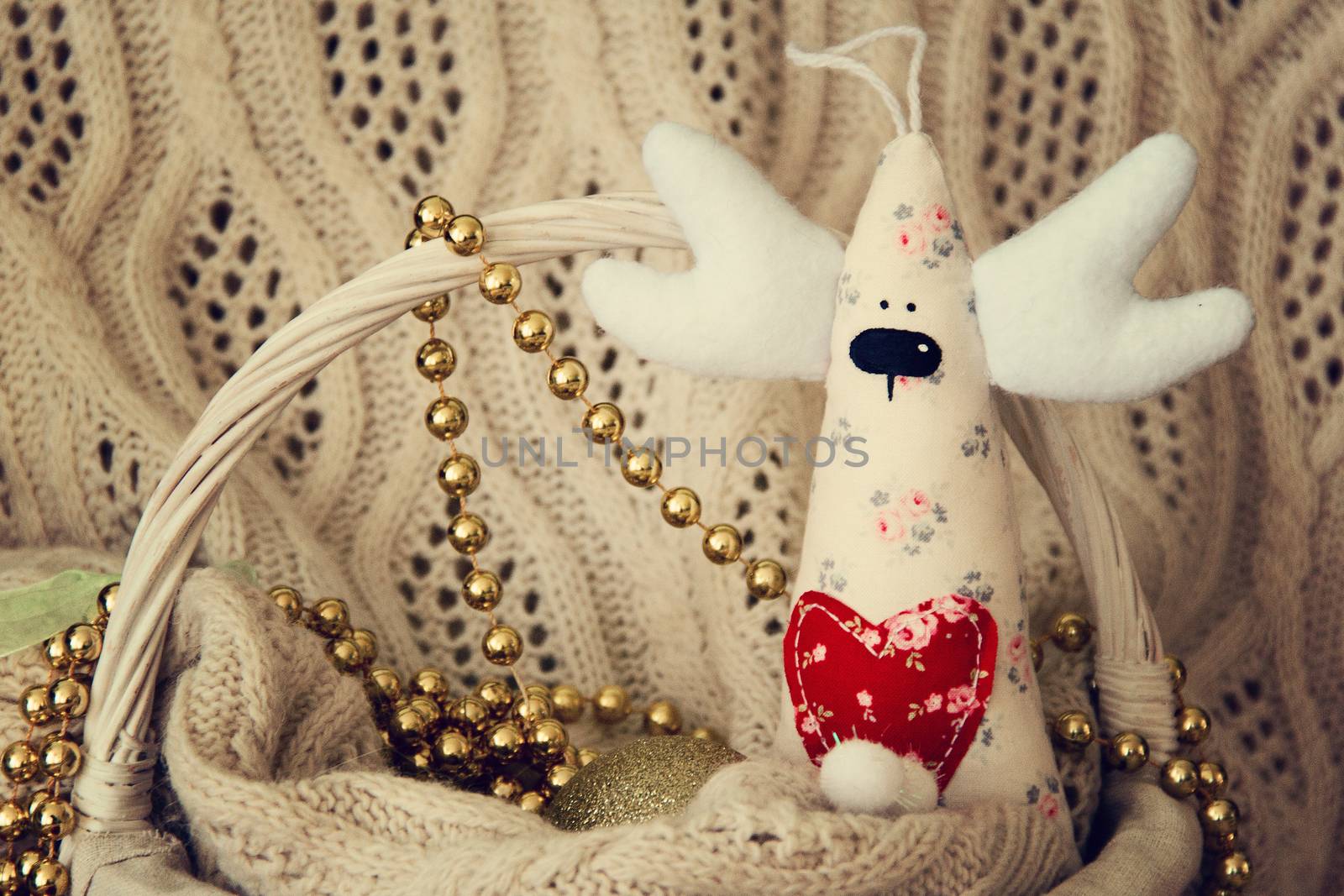 Handmade deer for Christmas or Valentine day. photo by Irinavk