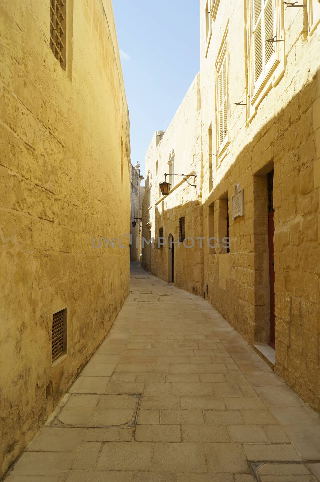 Empty narrow alley in Mdina, Malta