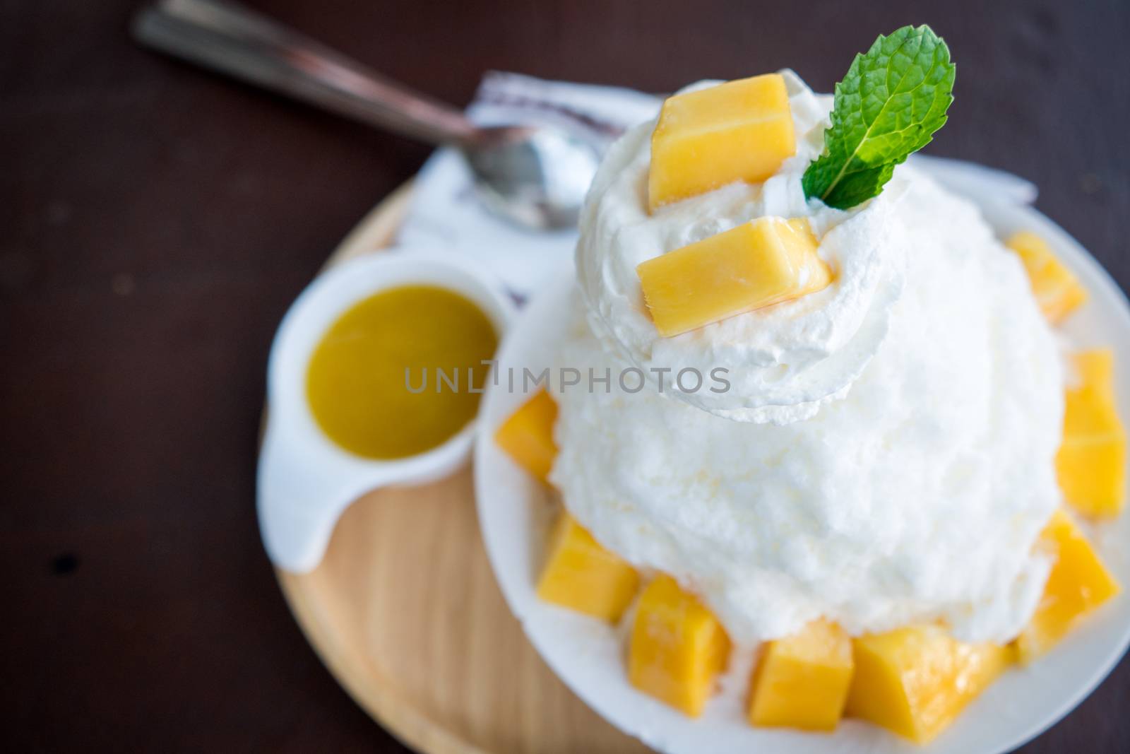 mango bingsu poured mango sauce korea dessert by antpkr