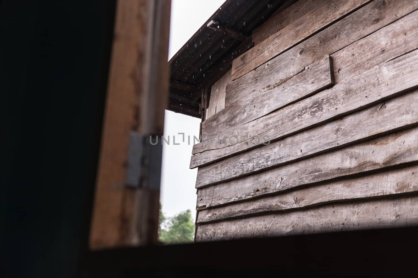 home building of wood wall