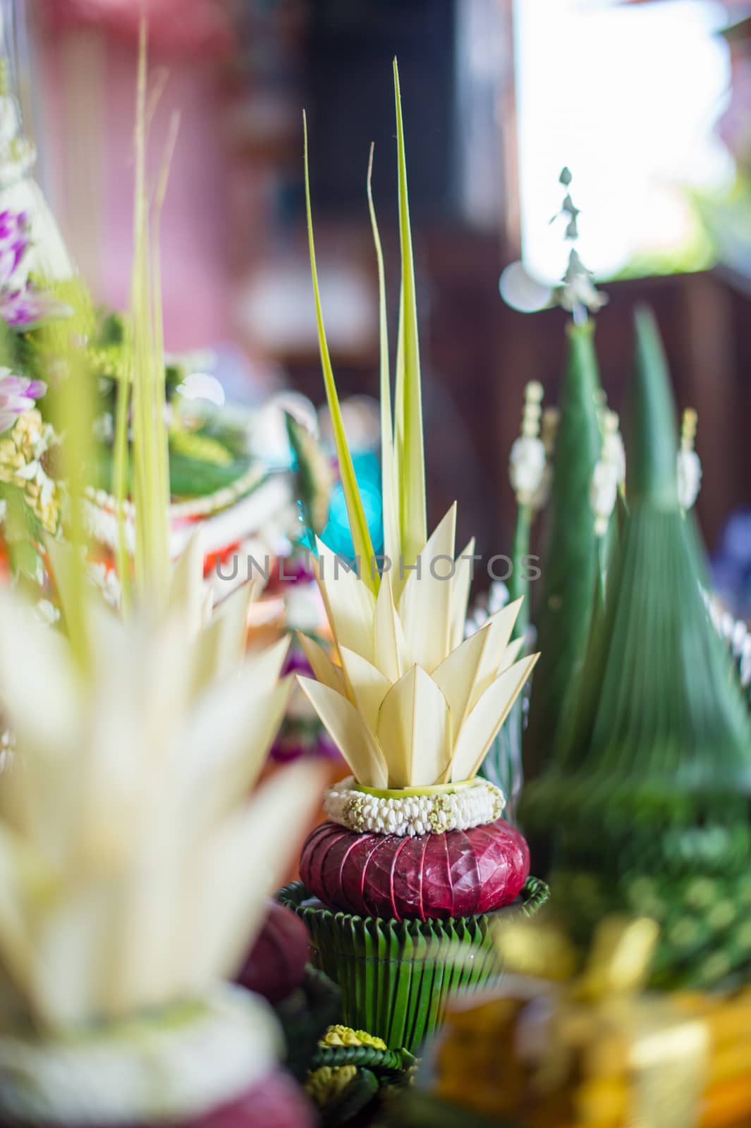 tray with pedestal object for monk ceremony design