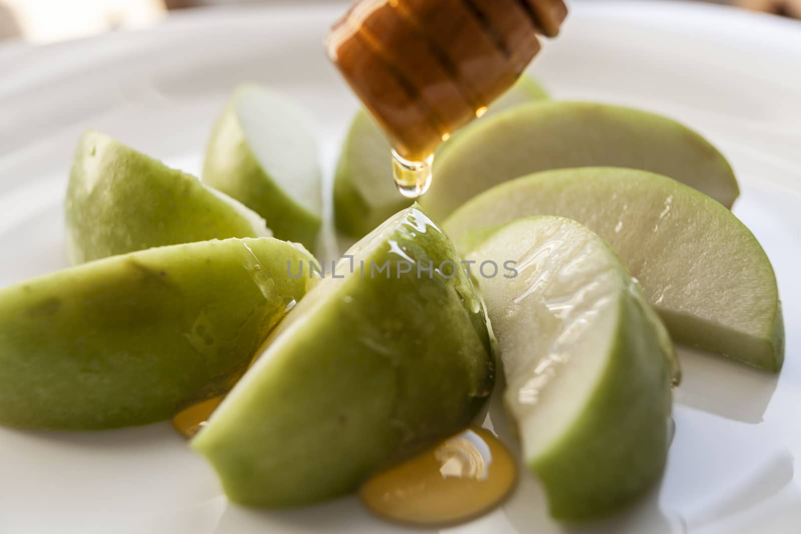 Jewish new year traditional treat apple anad honey