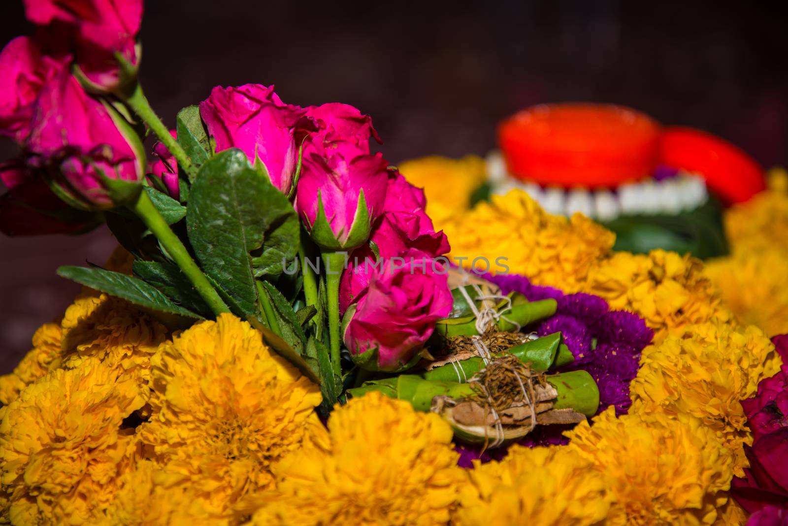 Flowers for weddings in Thailand. custom, tradition.