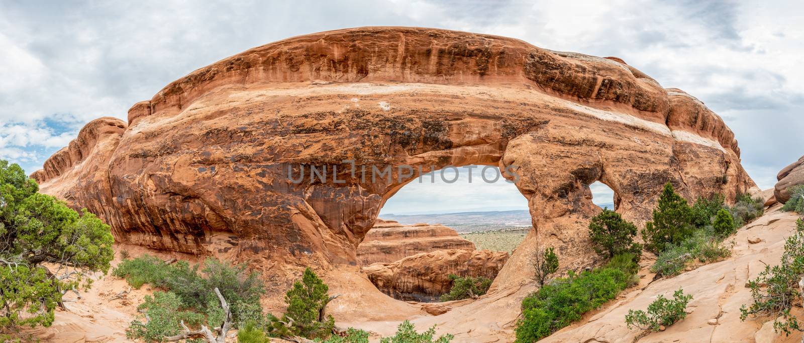 Partition Arch in Devils Garden Trail in Arches National Park, Utah by Njean