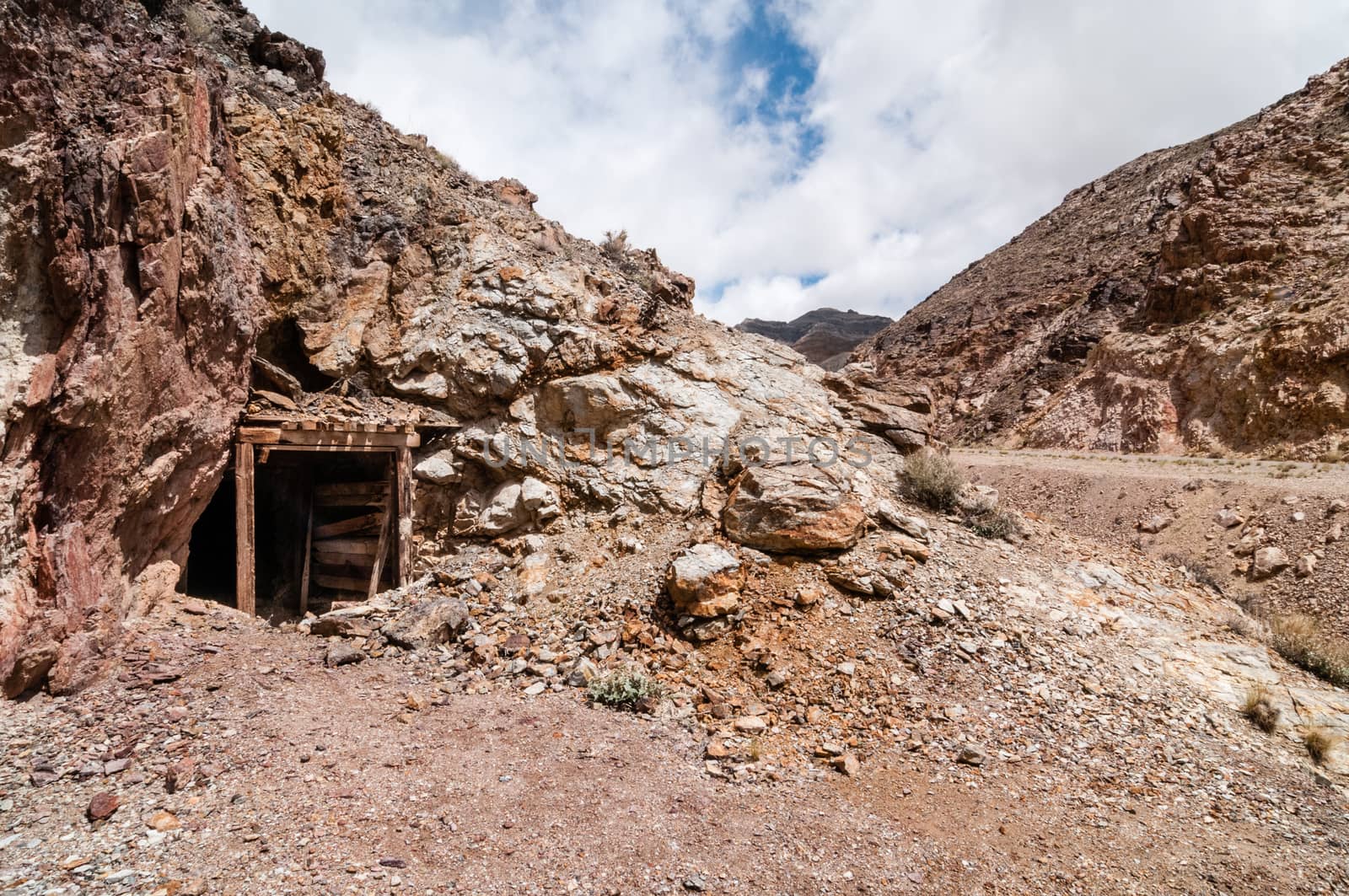 Abandoned mine entrance in Death Valley, California by Njean