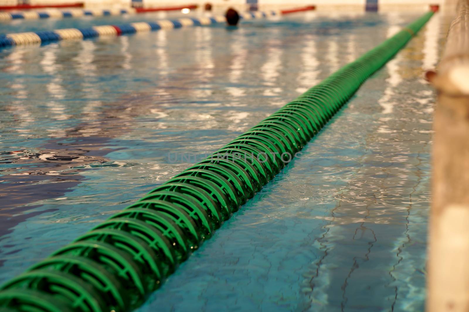Dividers of paths in the big swimming pool by Vadimdem