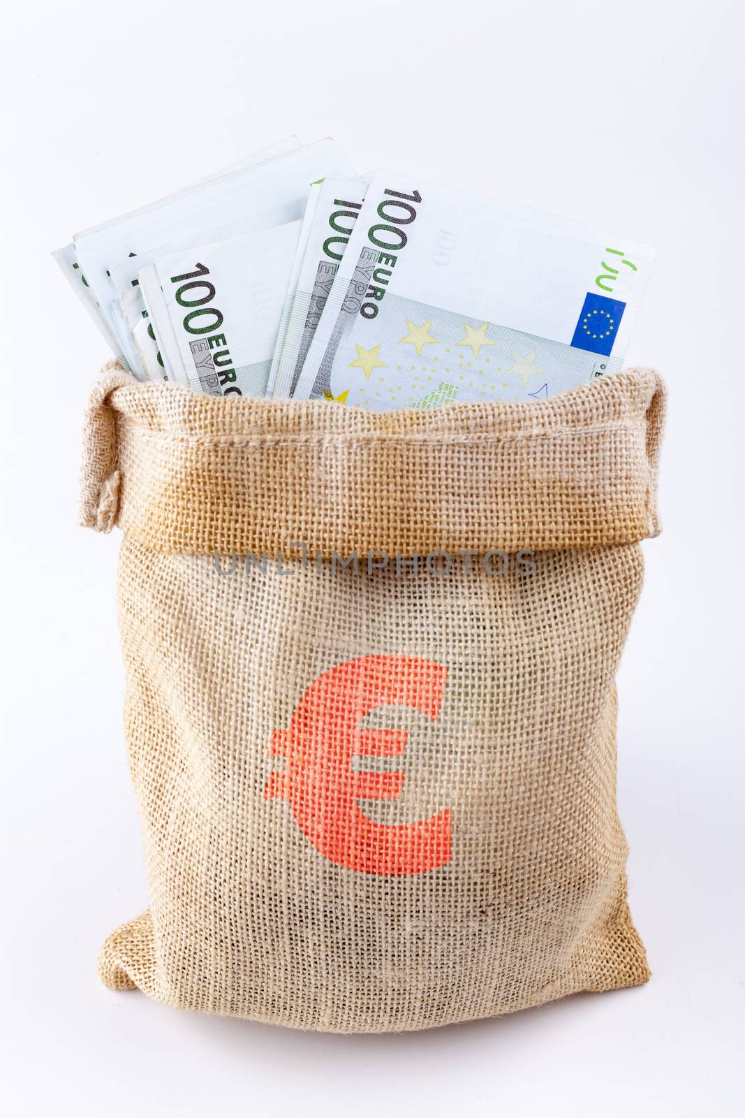 Hundreds of Euros by orcearo