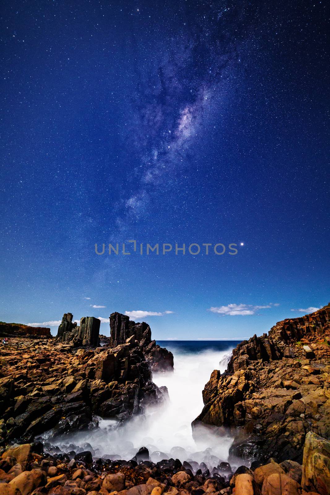 Milky Way starry skies over Bombo Australia by lovleah