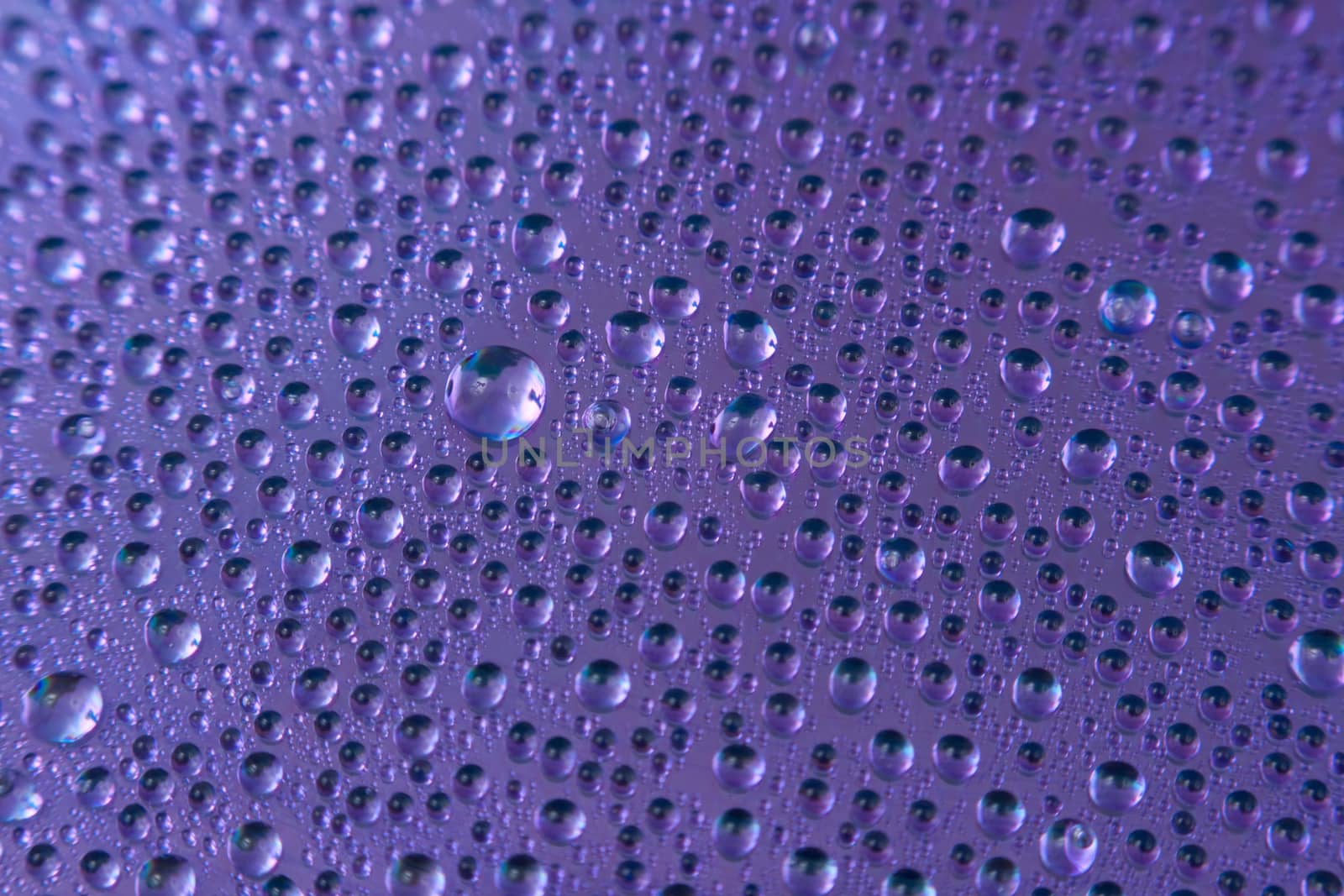 watter drops on a dvd media