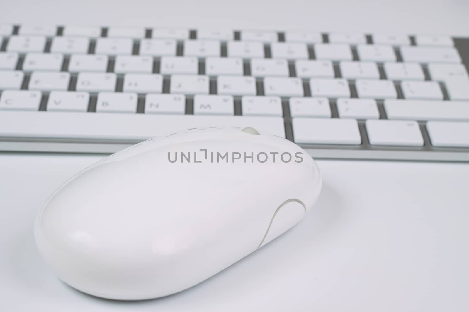 mouse and keyboard by orcearo