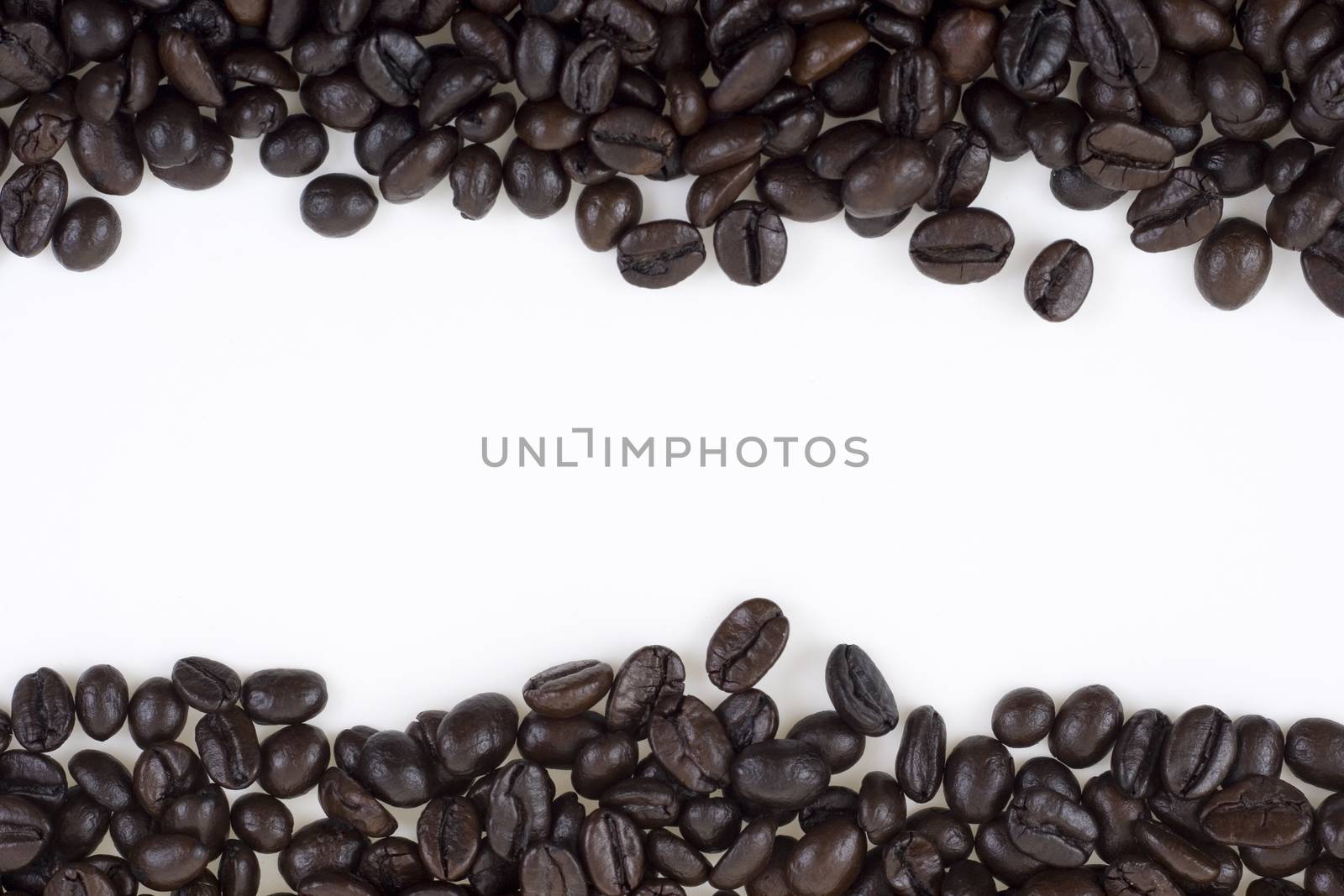 horizontal white space betwen coffee beans