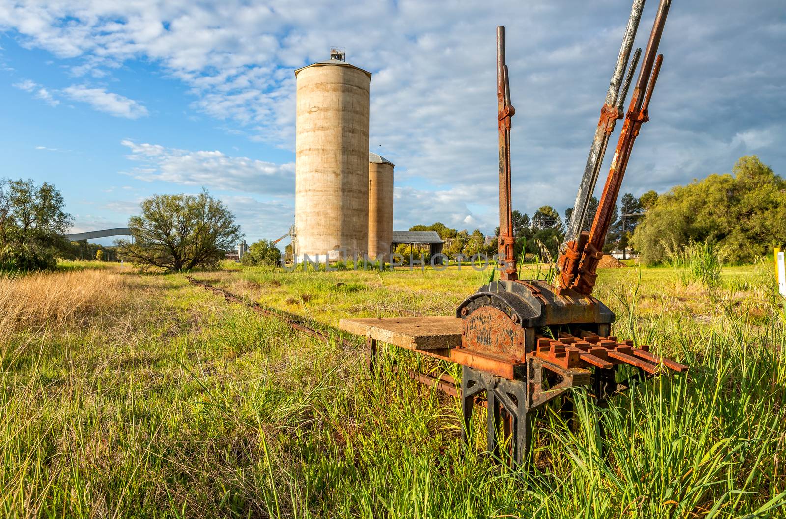 Abandoned silos after rail line discontinuted by lovleah