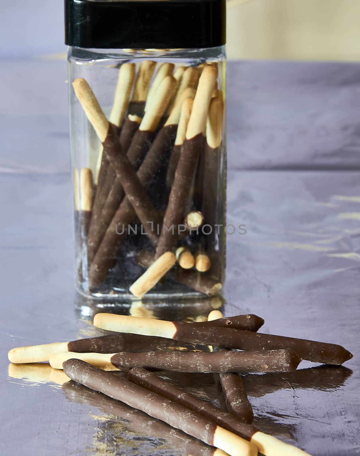 Chocolate bars and rosquilleta for between meals snack