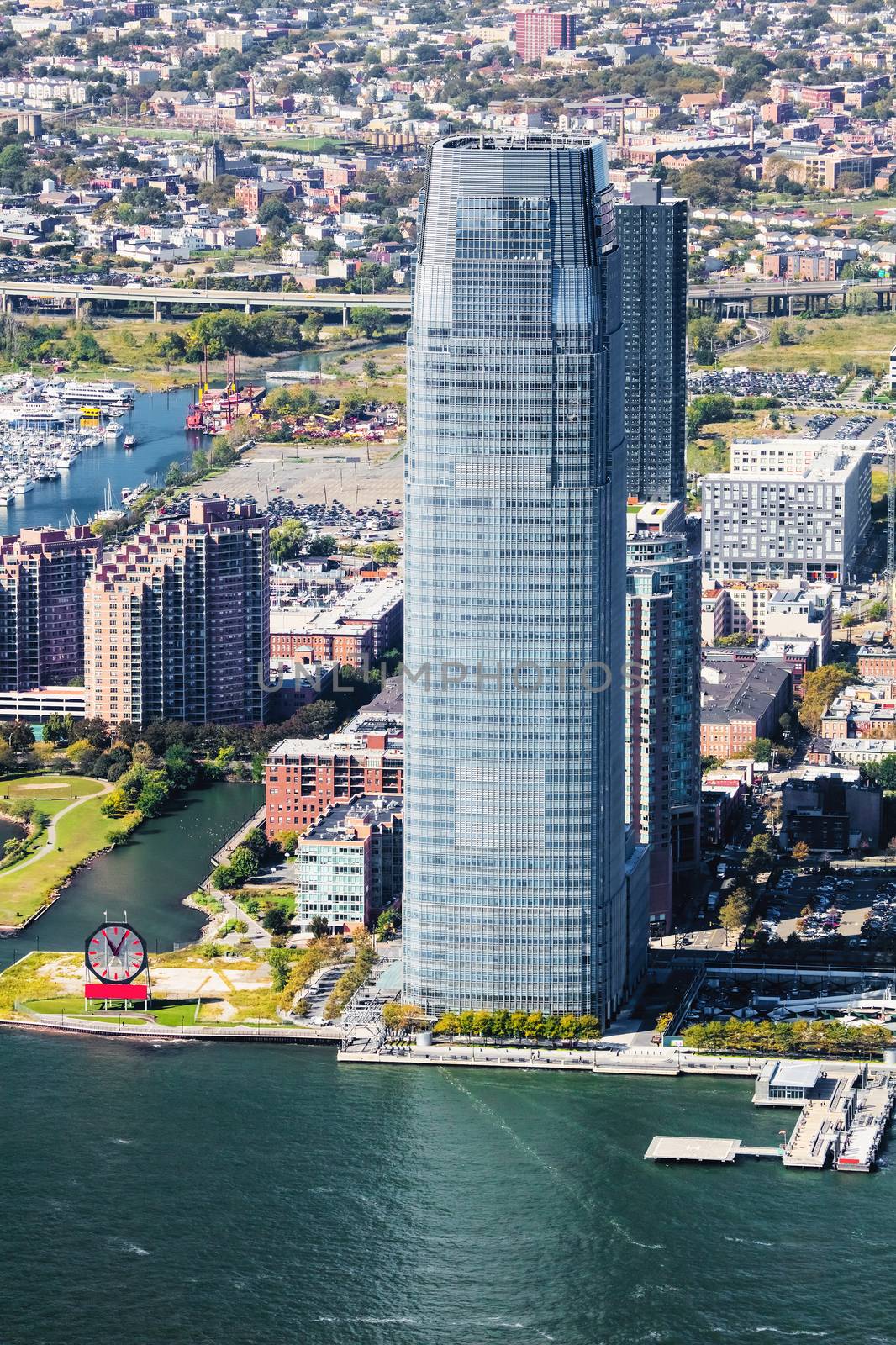 Jersey City - Paulus Hook Pier and Morris Canal Park by hanusst