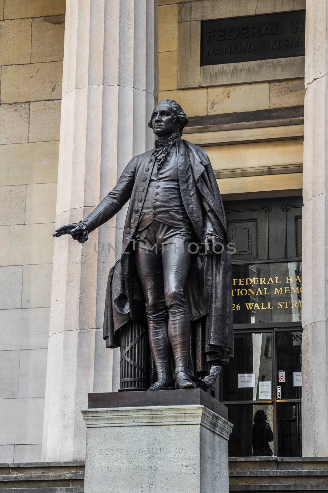 Statue of George Washington at New York Manhattan financial district Wall Street