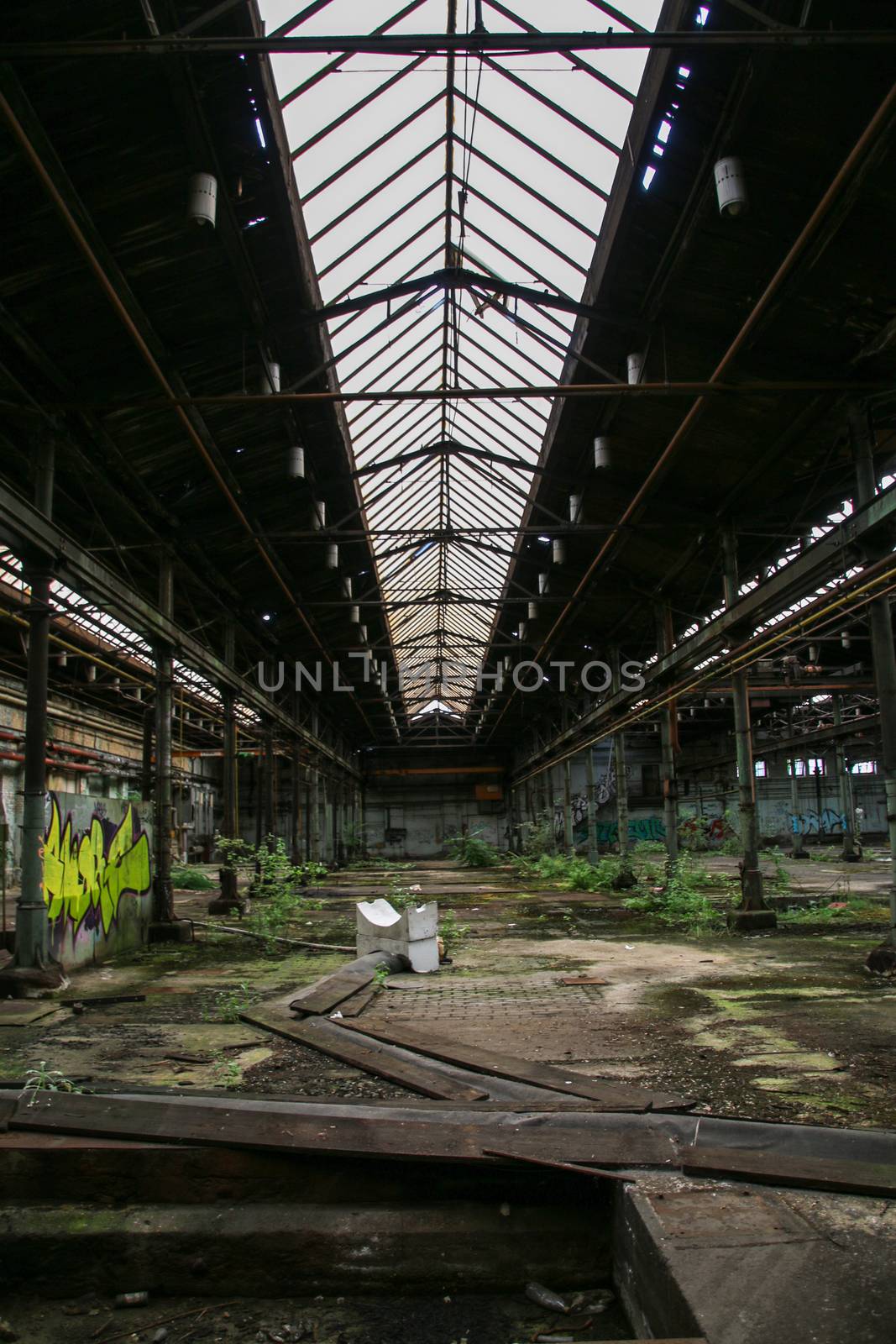 Lost Place garage of railway