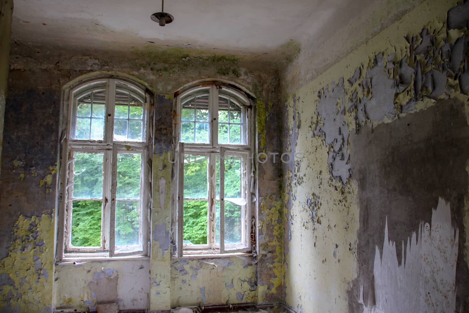 Ruins of Beelitz-Heilstätten Lost place Berlin Brandenburg;