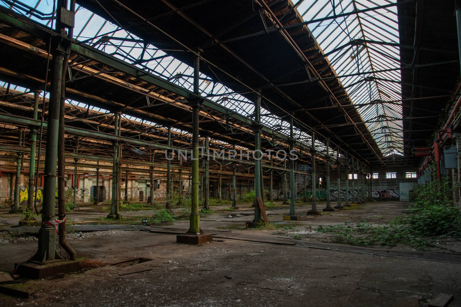 Lost Place garage of railway
