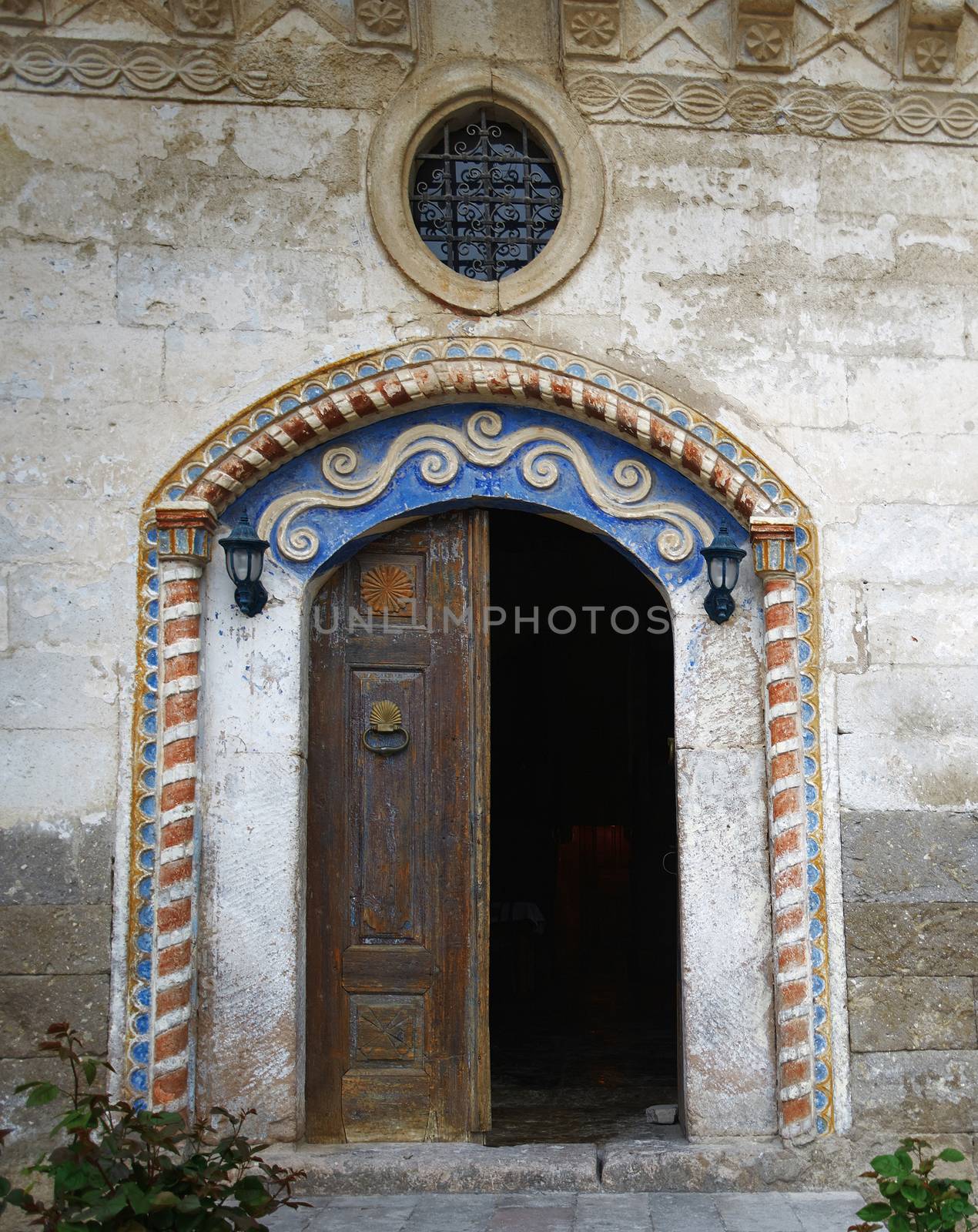 Arch and door of the old building in Istanbul by Novic