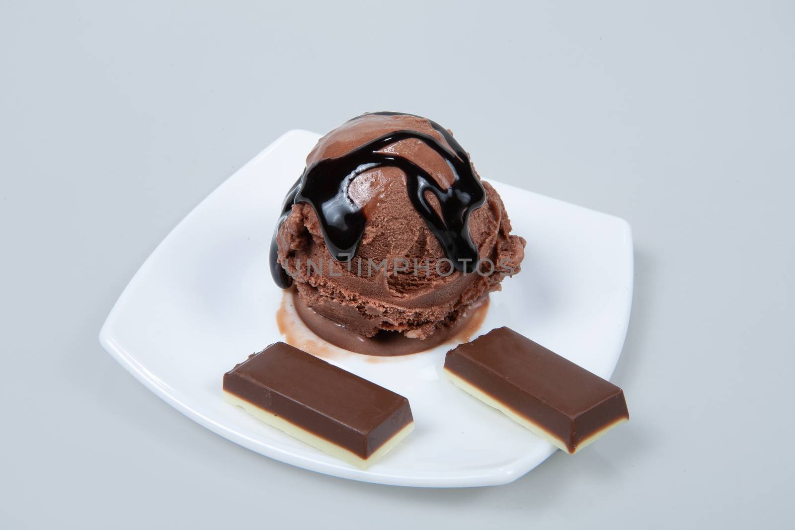 Icecream With Chocolate by Fotoskat