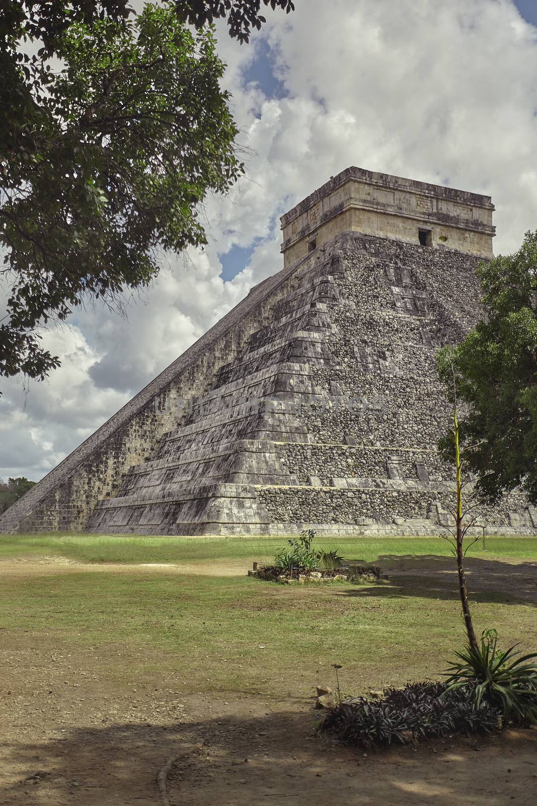 Pyramid of Chichen Itza vertical shot