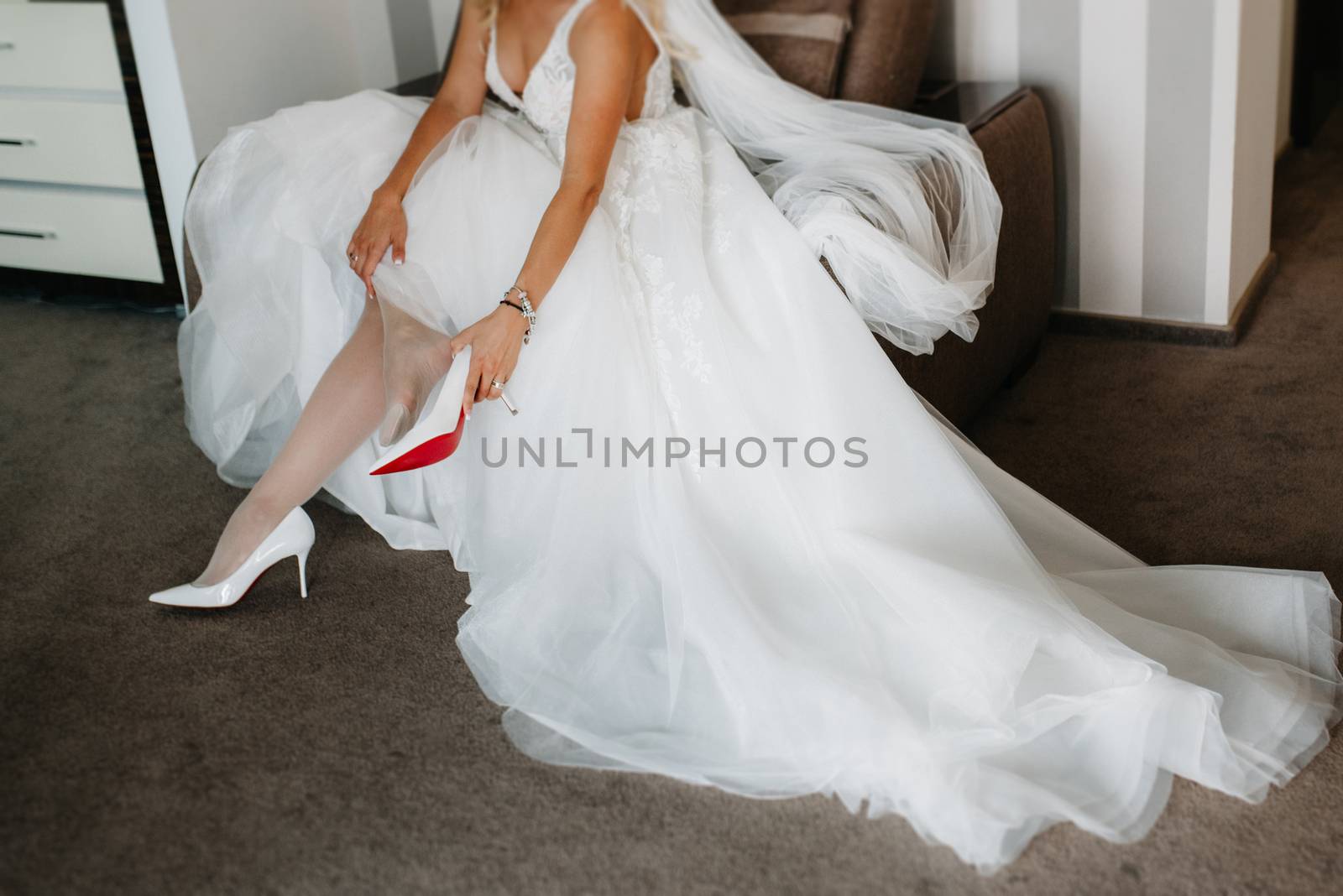 wedding shoes of the bride, beautiful fashion by Andreua