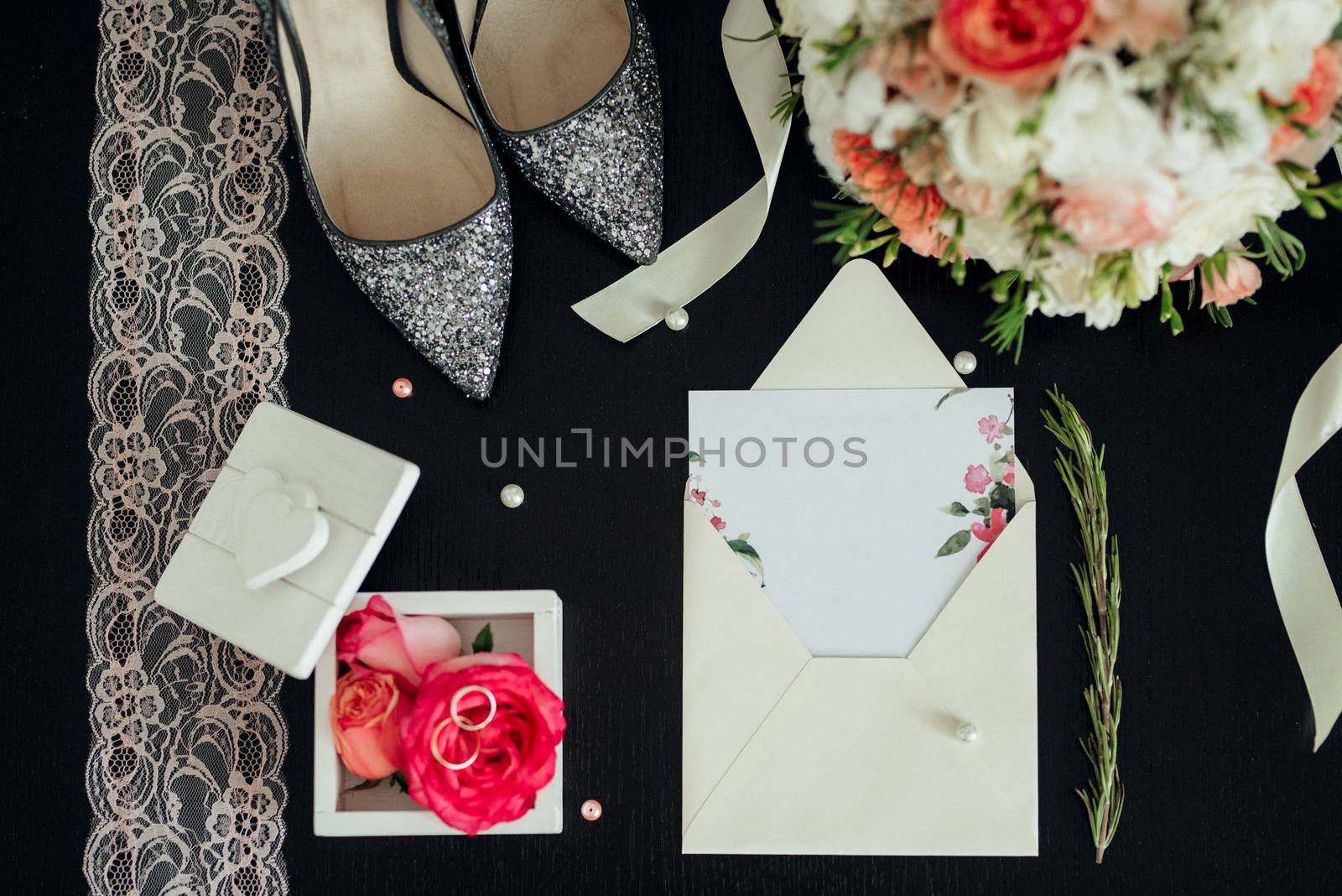 wedding shoes of the bride, beautiful fashion by Andreua