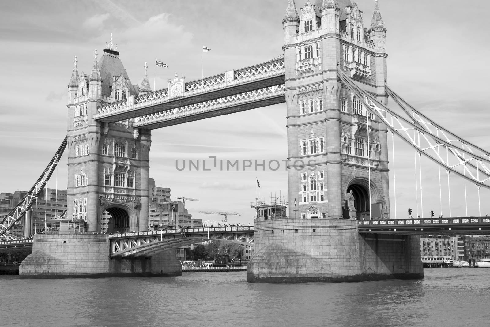 london's tower bridge by morrbyte
