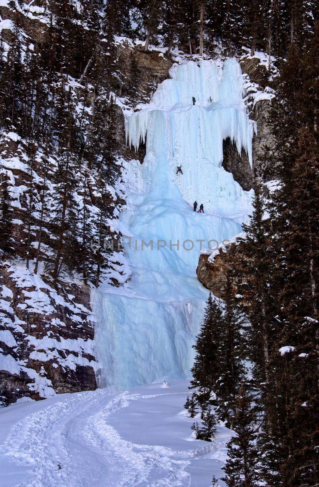 Ice Climbing Lake Louise Waterfall Frozen Canada