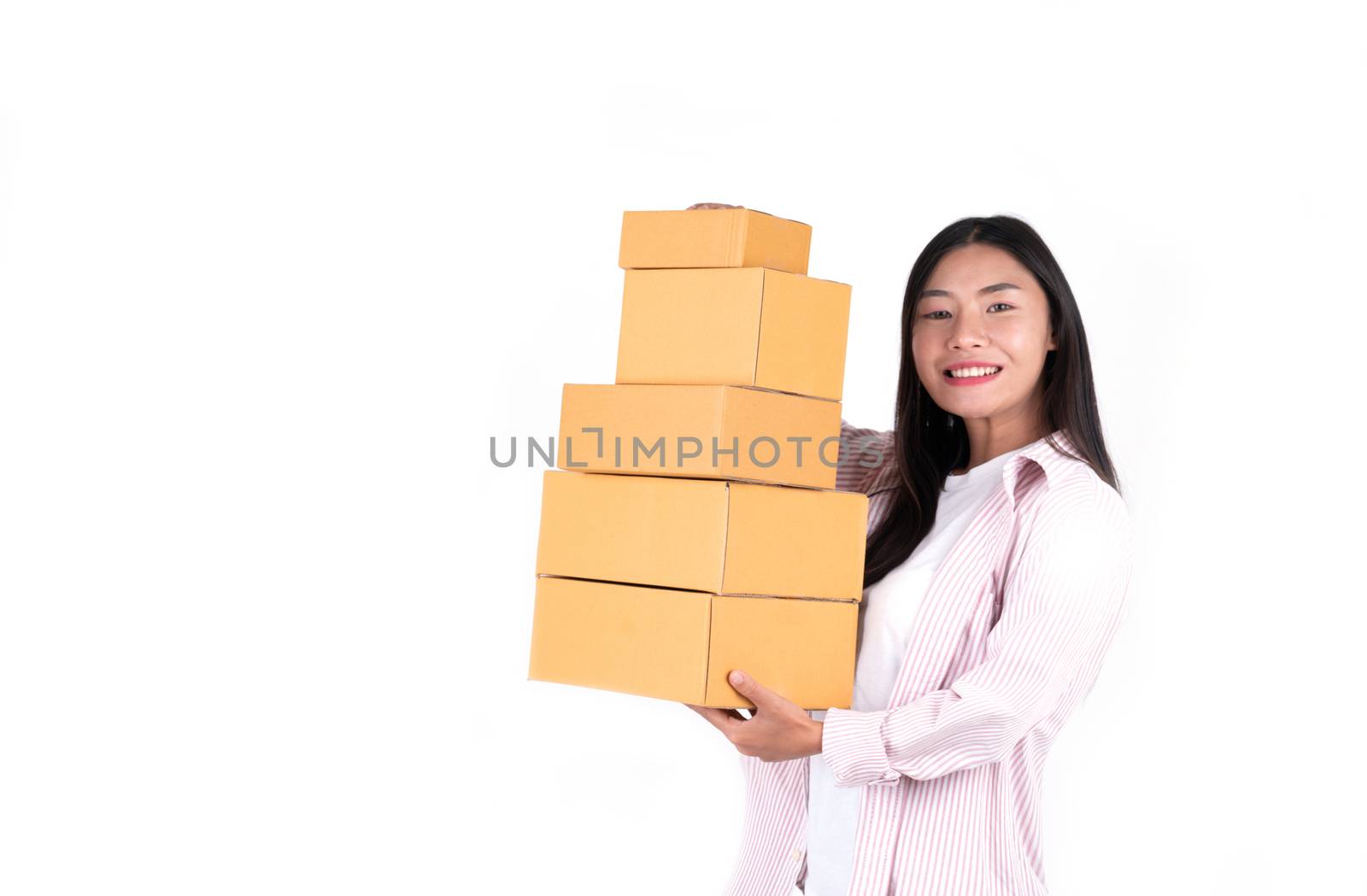 woman holding parcel box for delivery to customer or holding box from online shopping