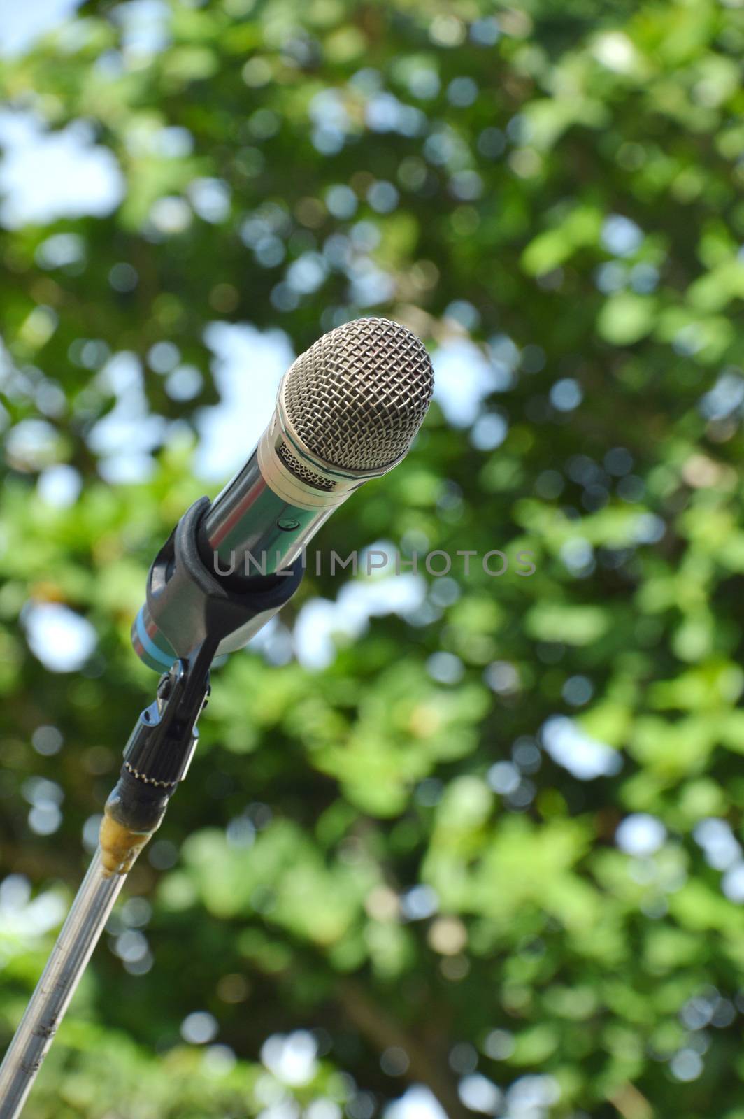 microphone by antonihalim