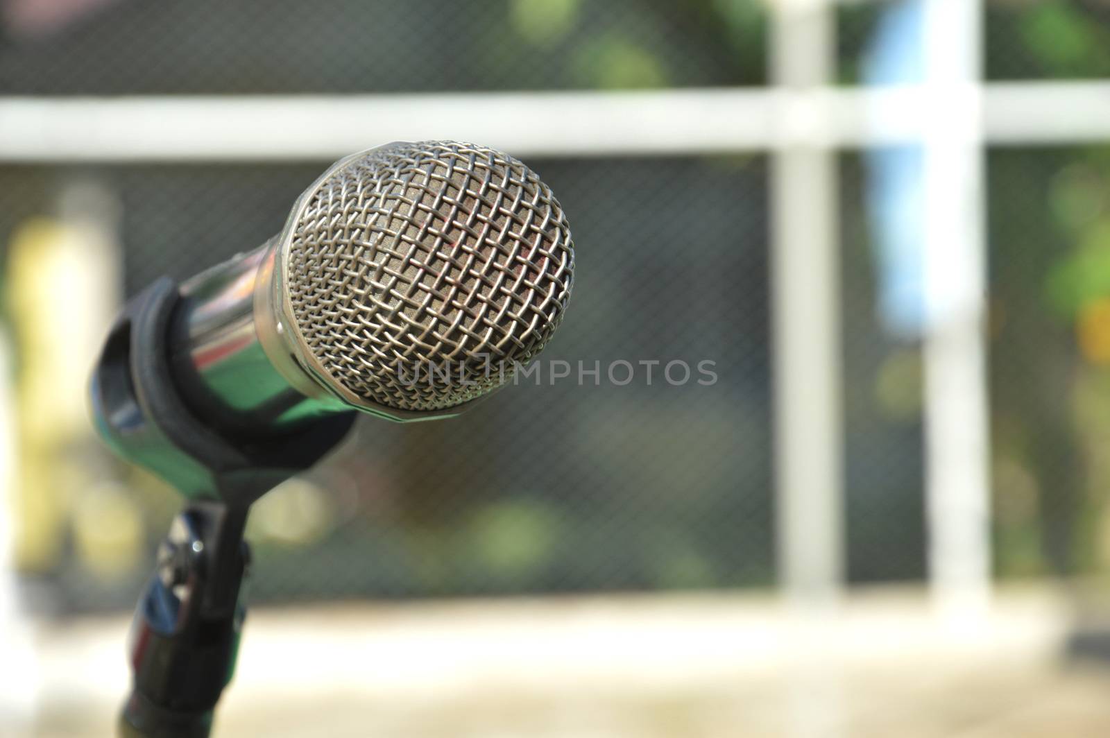 microphone by antonihalim