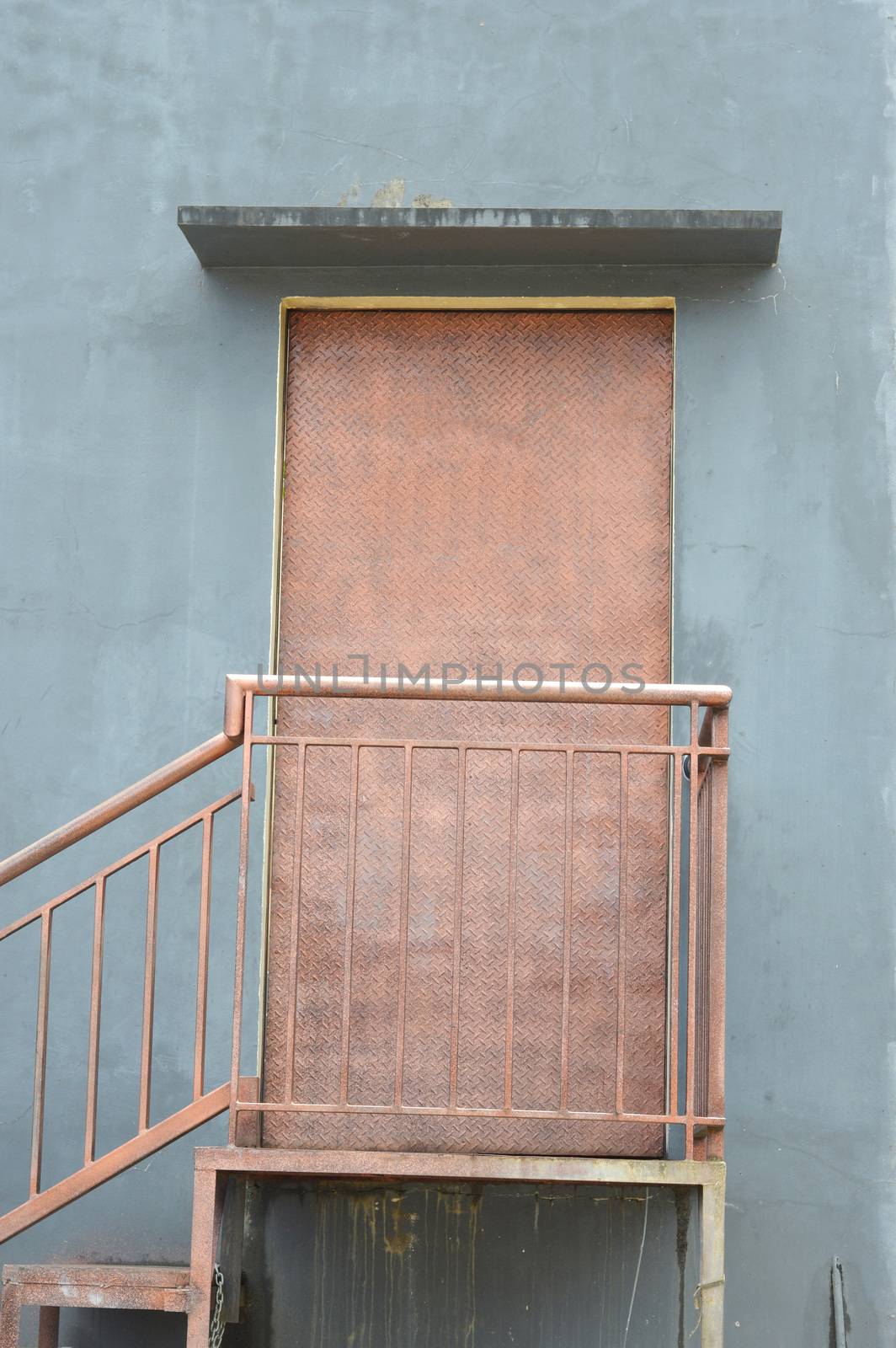 iron door by antonihalim
