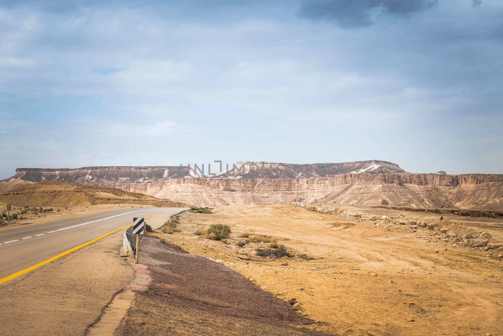 the negev desert in the south of israel near the egypt border